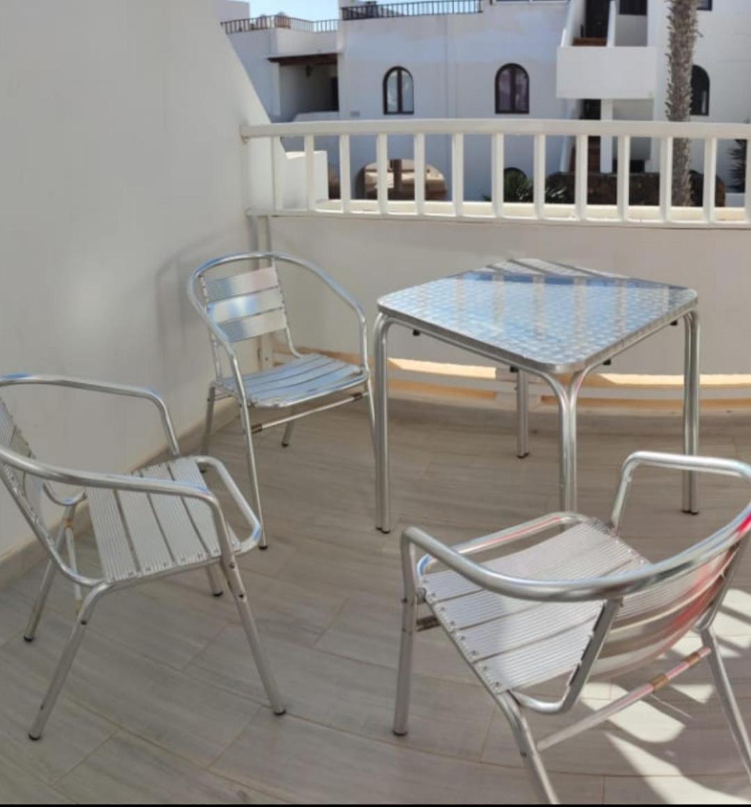Pistachio Apartment Lanzarote Apartment Коста Тегисе Екстериор снимка